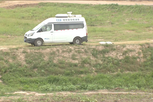 普奇巡堤查險(xiǎn)車