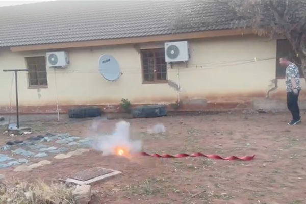 天然電場勘探儀