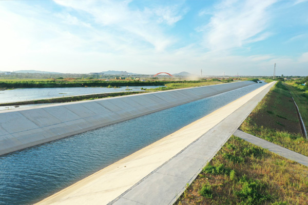 如何在農(nóng)業(yè)灌溉系統(tǒng)中使用管道漏水檢測(cè)儀？